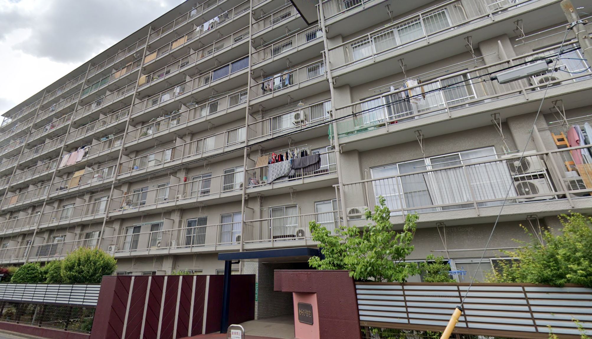 【広い専用庭付きのマンション】わらび住宅107号室